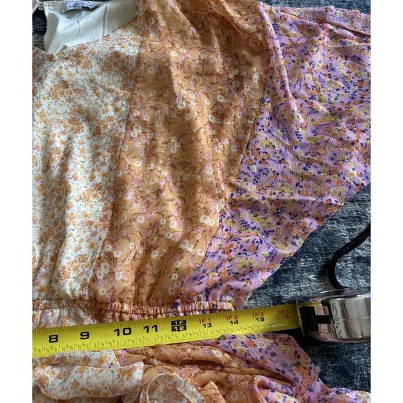 White Birch Shorts Romper Floral Print V-Neck 3/4 Dolman Sleeves Size Large Boho - Picture 7 of 9